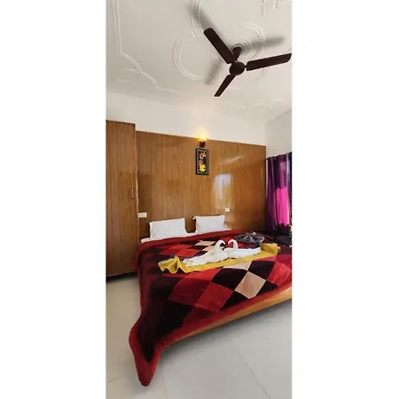 Monal Cafe And Homestay, Suwakholi Mussoorie Exterior photo