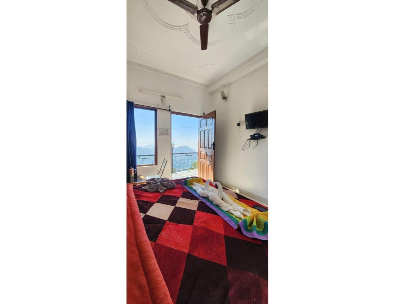 Monal Cafe And Homestay, Suwakholi Homestay